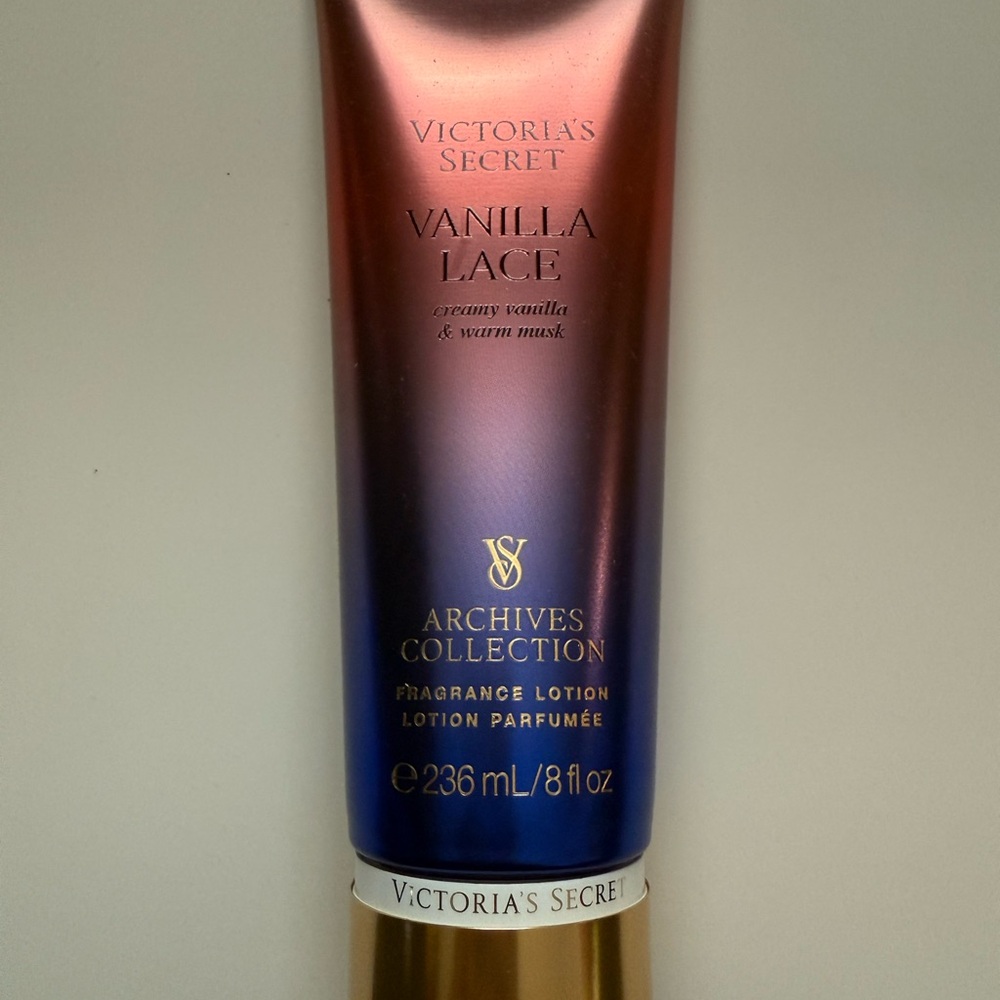 Victoria's Secret Vanilla Lace Fragrance Lotion - Gold and Purple